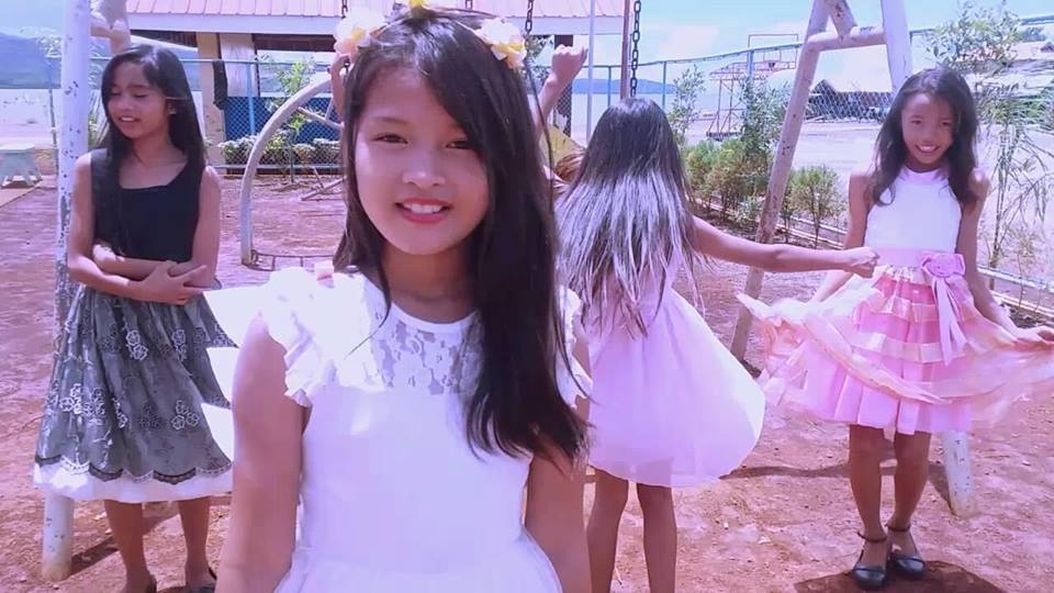 Lirah Bell co gai noi bat nhat nhom Ponytail Girl anh 9