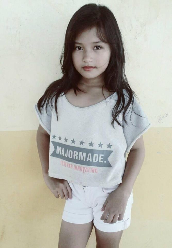 Lirah Bell co gai noi bat nhat nhom Ponytail Girl anh 2