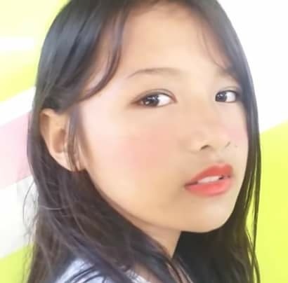 Lirah Bell co gai noi bat nhat nhom Ponytail Girl anh 5