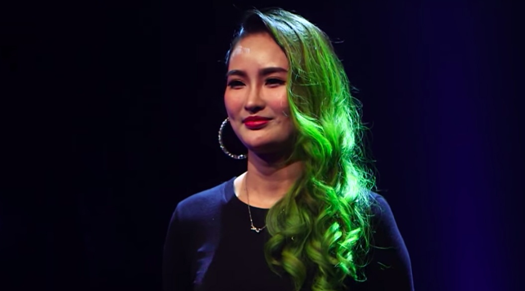 Co gai muon ban trai 'mac vay cuoi' tuc gian vi bi tu choi hen ho hinh anh