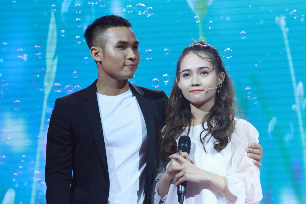 'Hot boy the hinh' to tinh thanh cong 'hot girl yoga' hinh anh