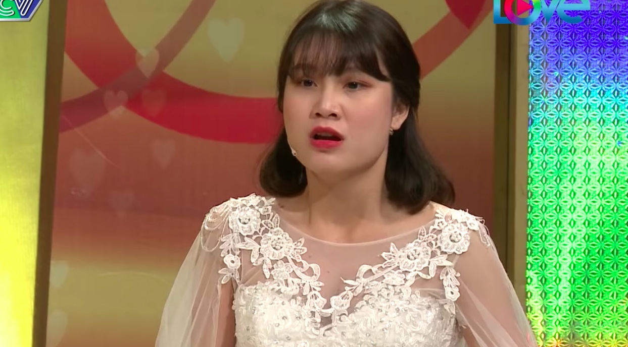 Vlogger Thanh Tran 'vach mat' chong tren song truyen hinh hinh anh