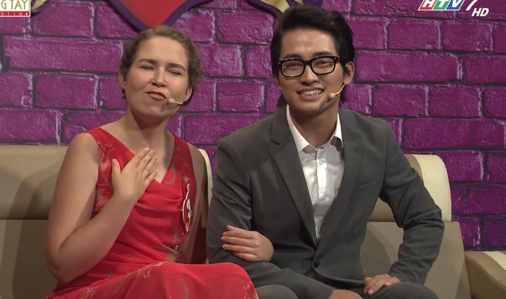 'Soai ca ao thuat gia' hen ho gai Nga xinh dep o ‘Dai chien ken re’ hinh anh