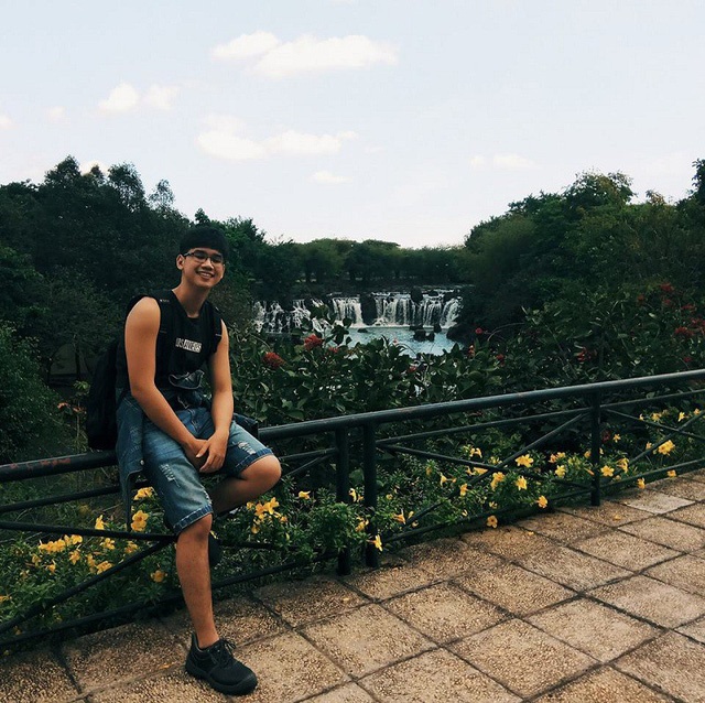 Anh chị đi hẹn hò nhưng em lại gây chú ý ảnh 8 Anh chi di hen ho nhung em lai gay chu y anh 8