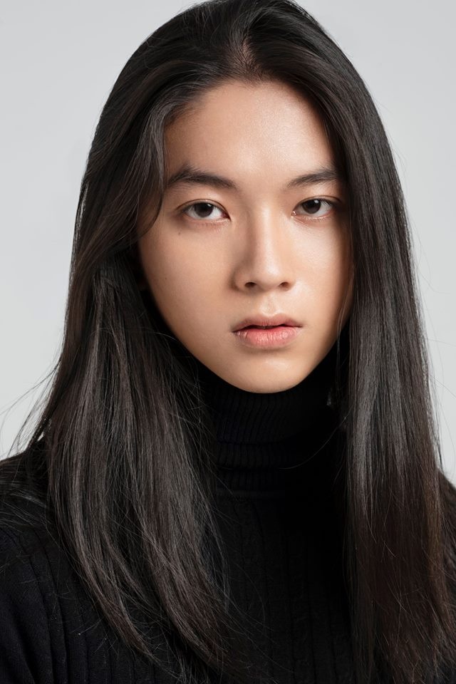 4 chang trai de toc dai hot nhat mang xa hoi anh 2