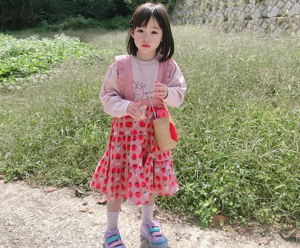 Nhung be gai dang yeu noi tieng nhat chau A anh 23