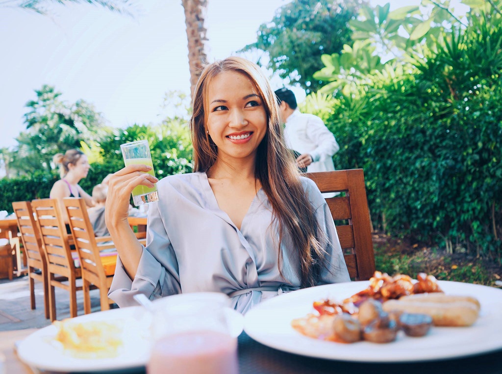 cô gái xinh đẹp tại Shark Tank ảnh 9 co gai xinh dep tai Shark Tank anh 9