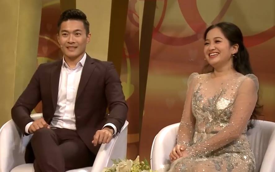 'Hoang tu xiec' Quoc Co bat ngo bi vo to so gian, so ma hinh anh