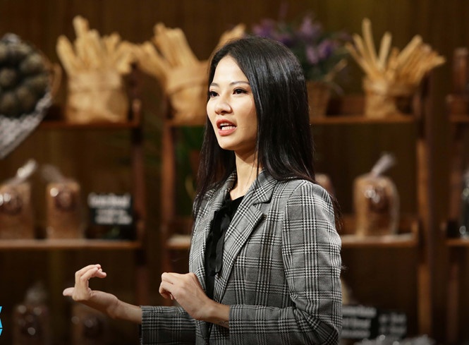 cô gái xinh đẹp tại Shark Tank ảnh 14 co gai xinh dep tai Shark Tank anh 14