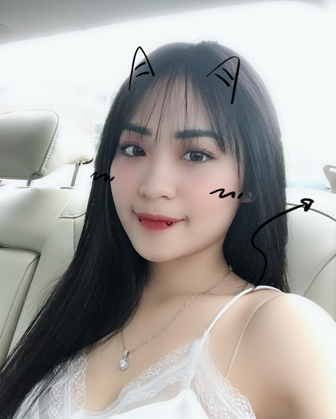 chan dung ban gai Pham Hong Nam anh 4