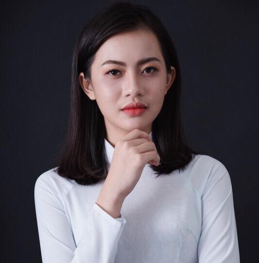 Top 15 thi sinh mien nam thi Hoa khoi sinh vien anh 10