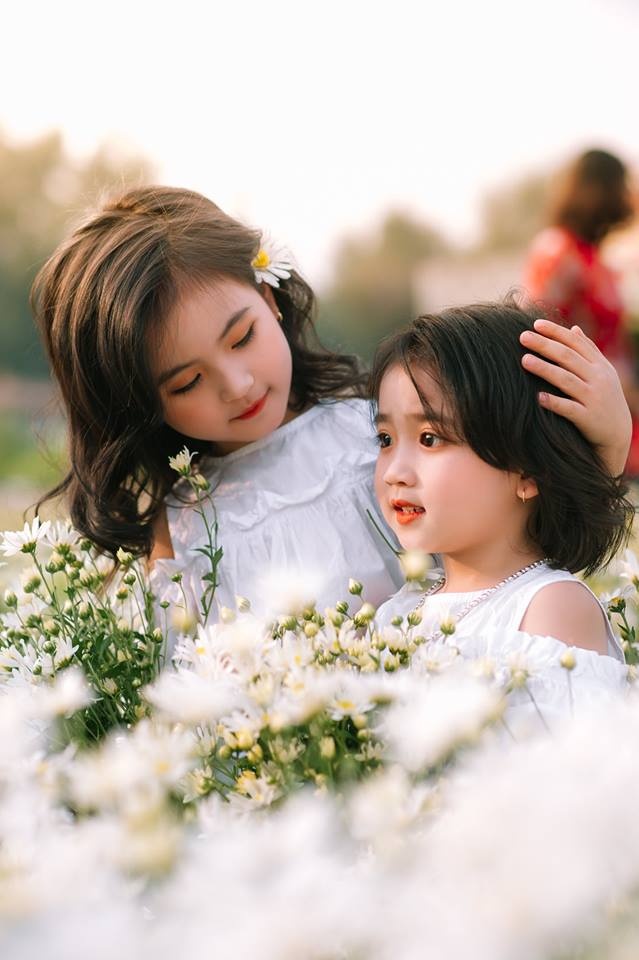thien than nhi ben cuc hoa mi anh 2