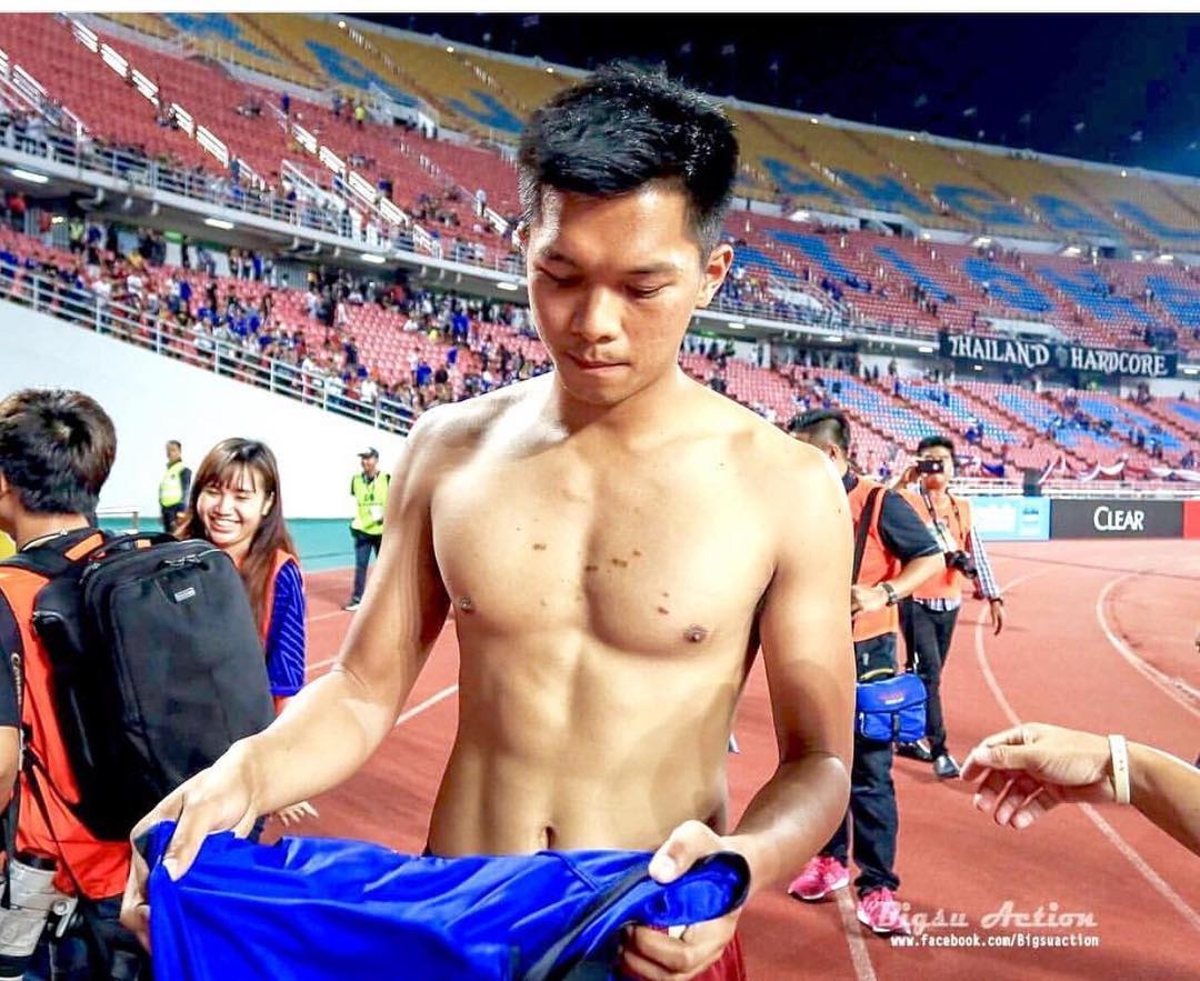 trung ve Thai Lan dien trai cao 1, 91 m anh 8