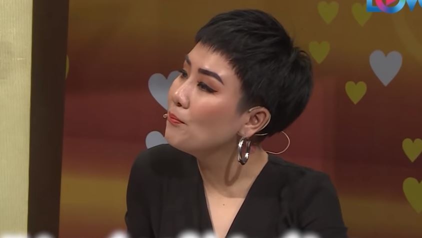 Ca si Huynh Tu 'ke xau' chong kem 5 tuoi tren song truyen hinh hinh anh