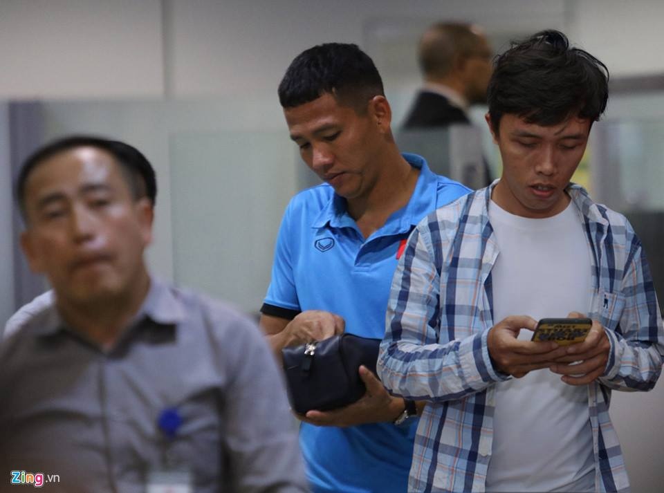 thanh photoshop sang Malaysia co vu tuyen Viet Nam anh 1