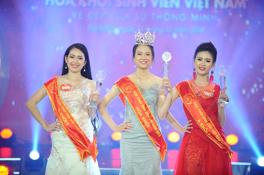 Tan hoa khoi sinh vien Viet Nam anh 1