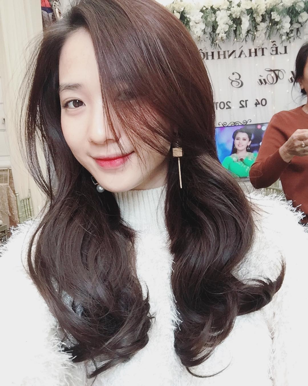 hot girl tuoi Hoi anh 1