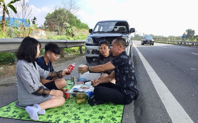ăn trên đường cao tốc ảnh 3 an tren duong cao toc anh 3