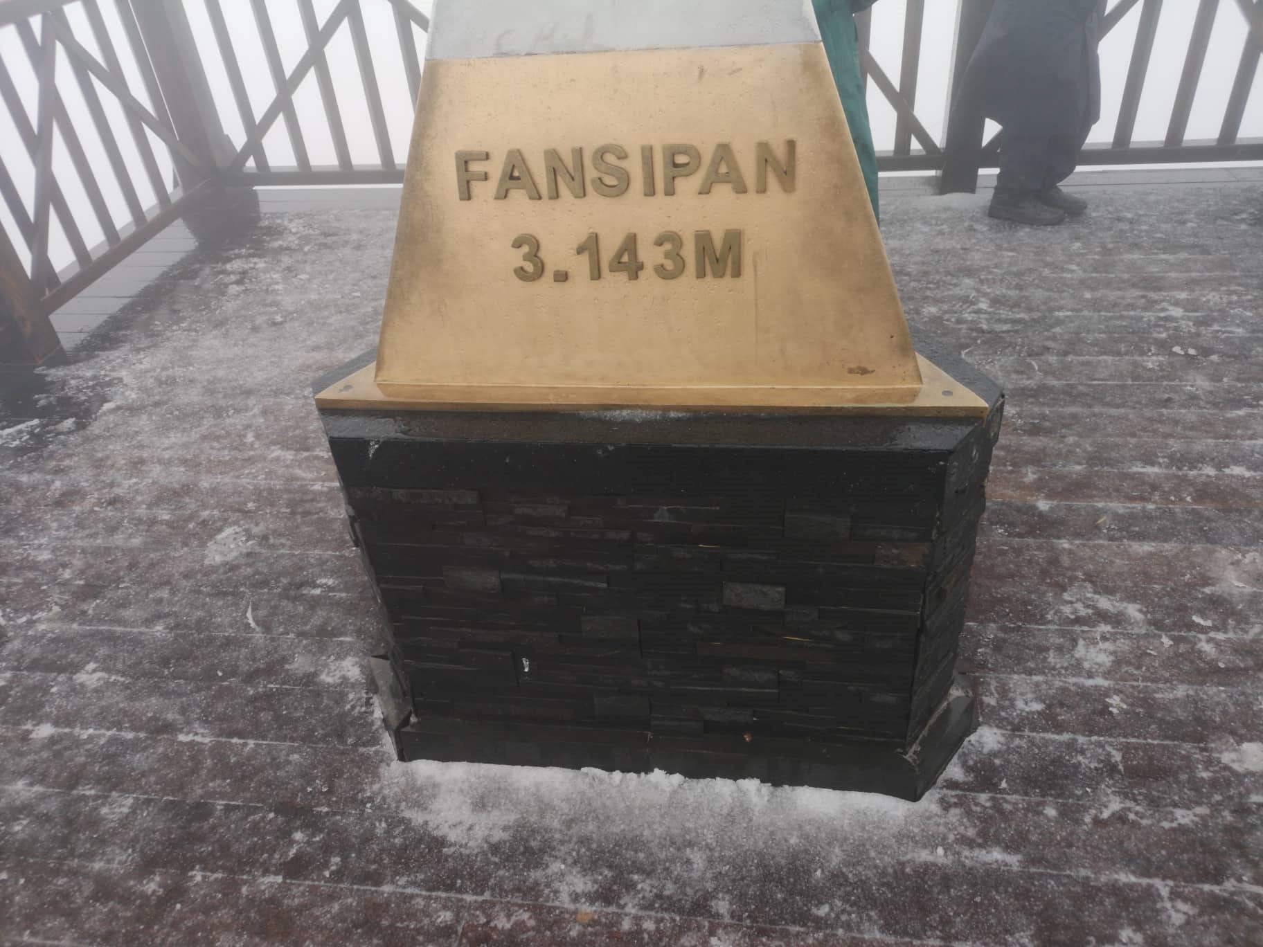 đối lập thời tiết giữa Sài Gòn và Sa Pa ảnh 6 doi lap thoi tiet giua Sai Gon va Sa Pa anh 6