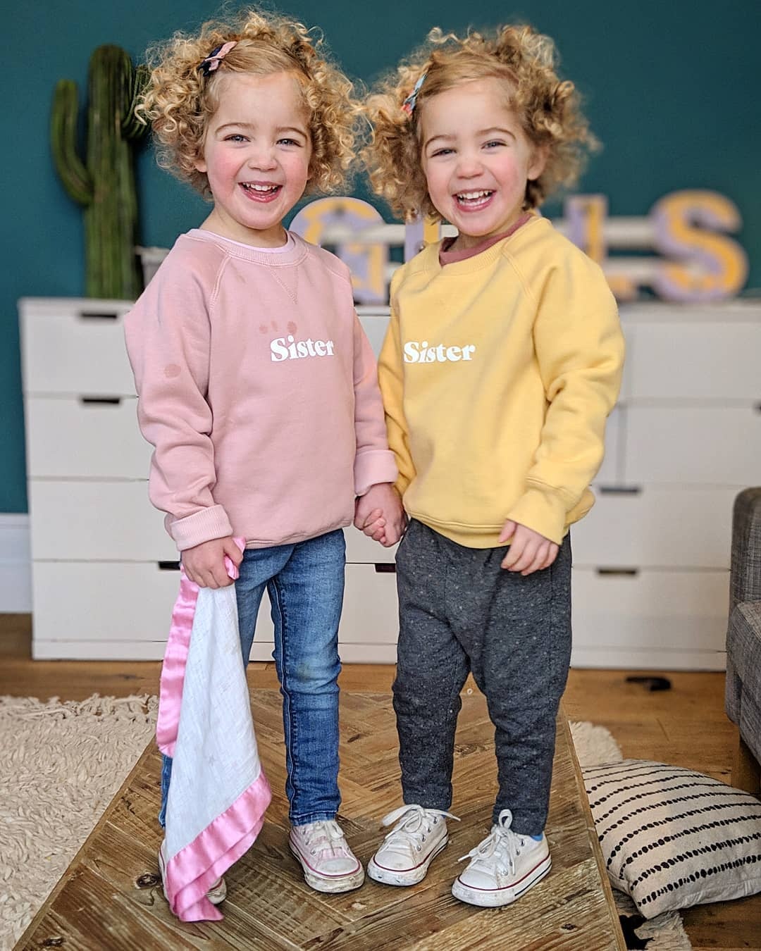 Ong bo gay tranh cai vi doi cao troc toc con gai anh 1