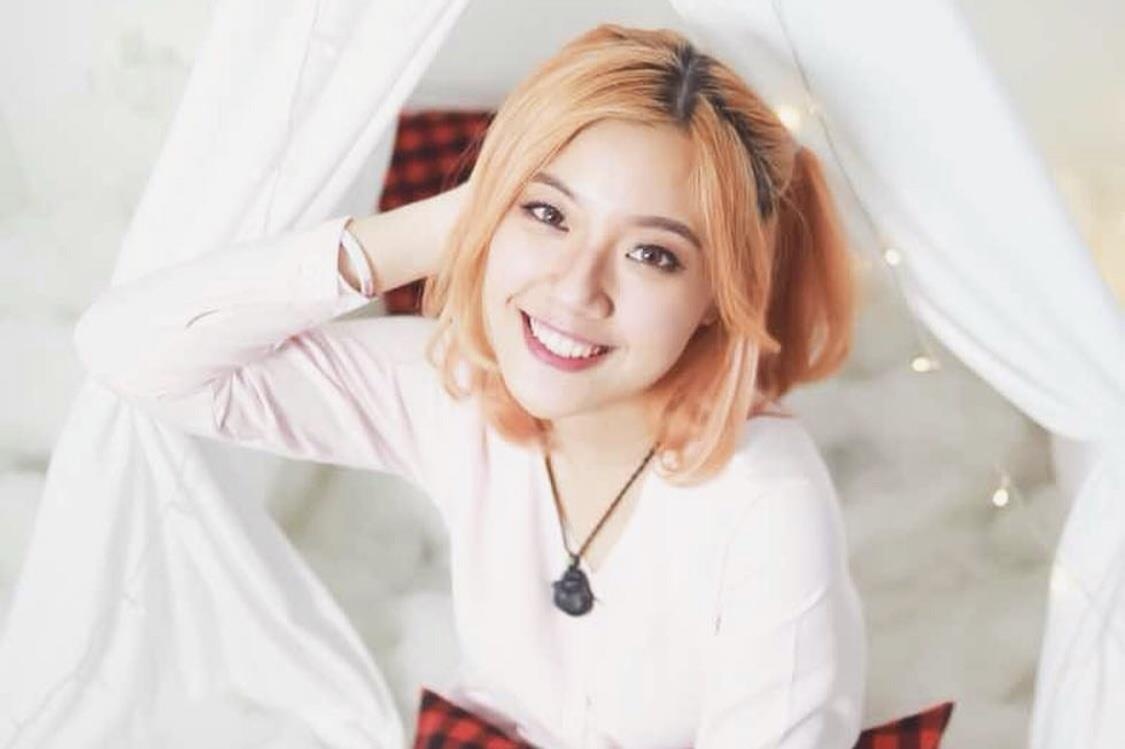 'Hot girl cover' xinh dep va goi cam o tuoi 22 hinh anh