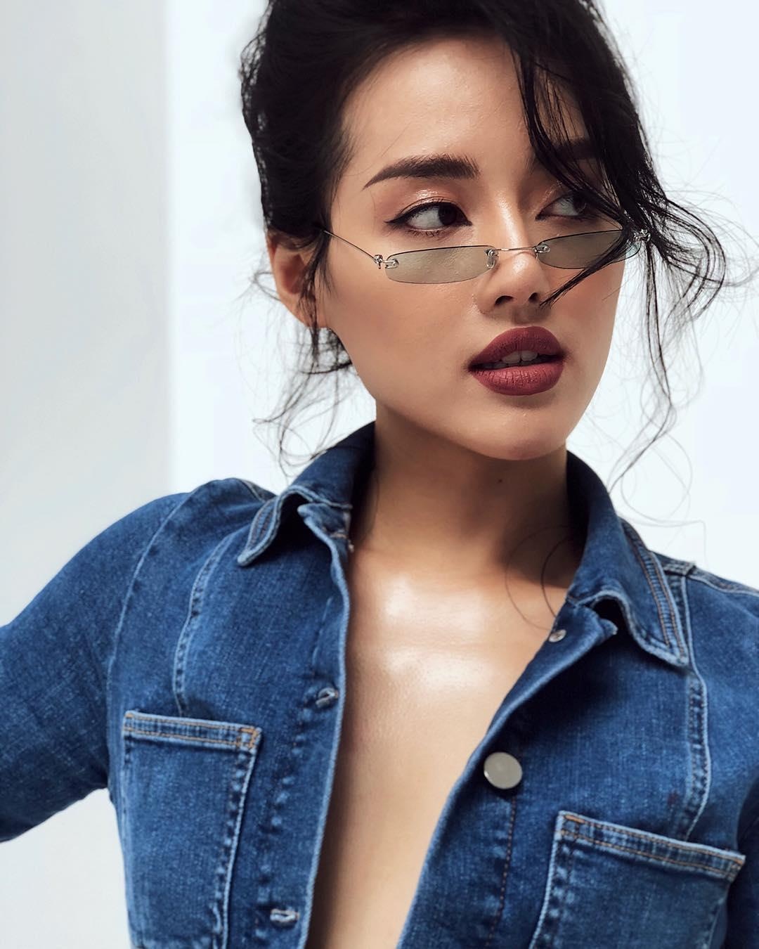 Hot girl Viet giong nguoi noi tieng anh 11