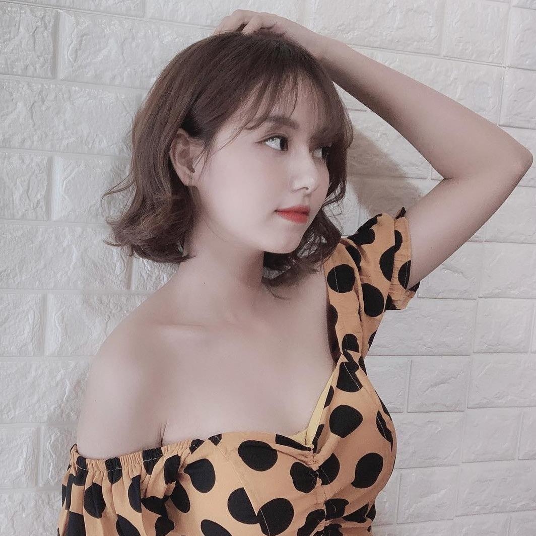 Can canh nhan sac cua ban sao 'nu than hoc duong' Kim So Hyun hinh anh