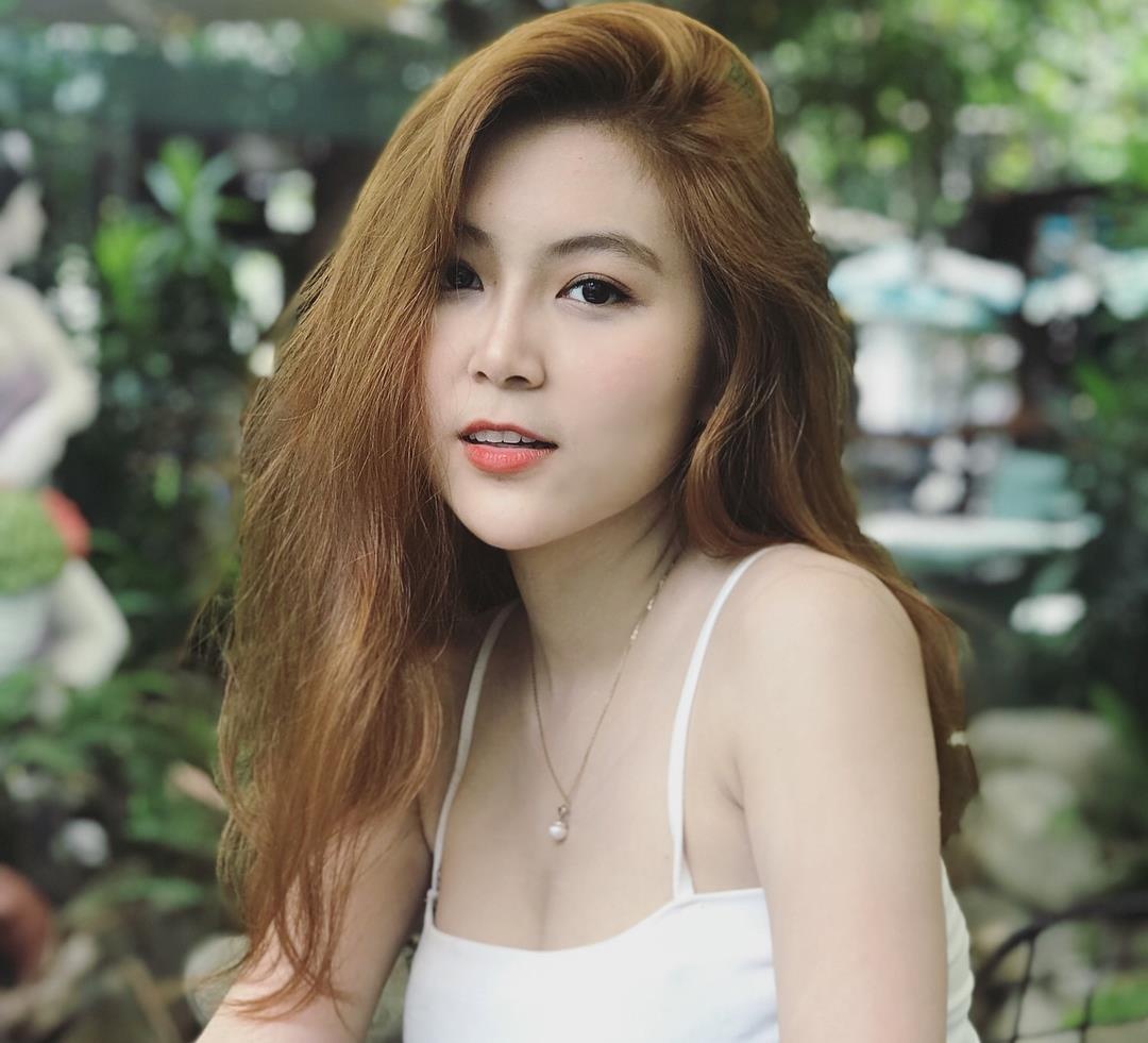 Hot girl Viet giong nguoi noi tieng anh 4