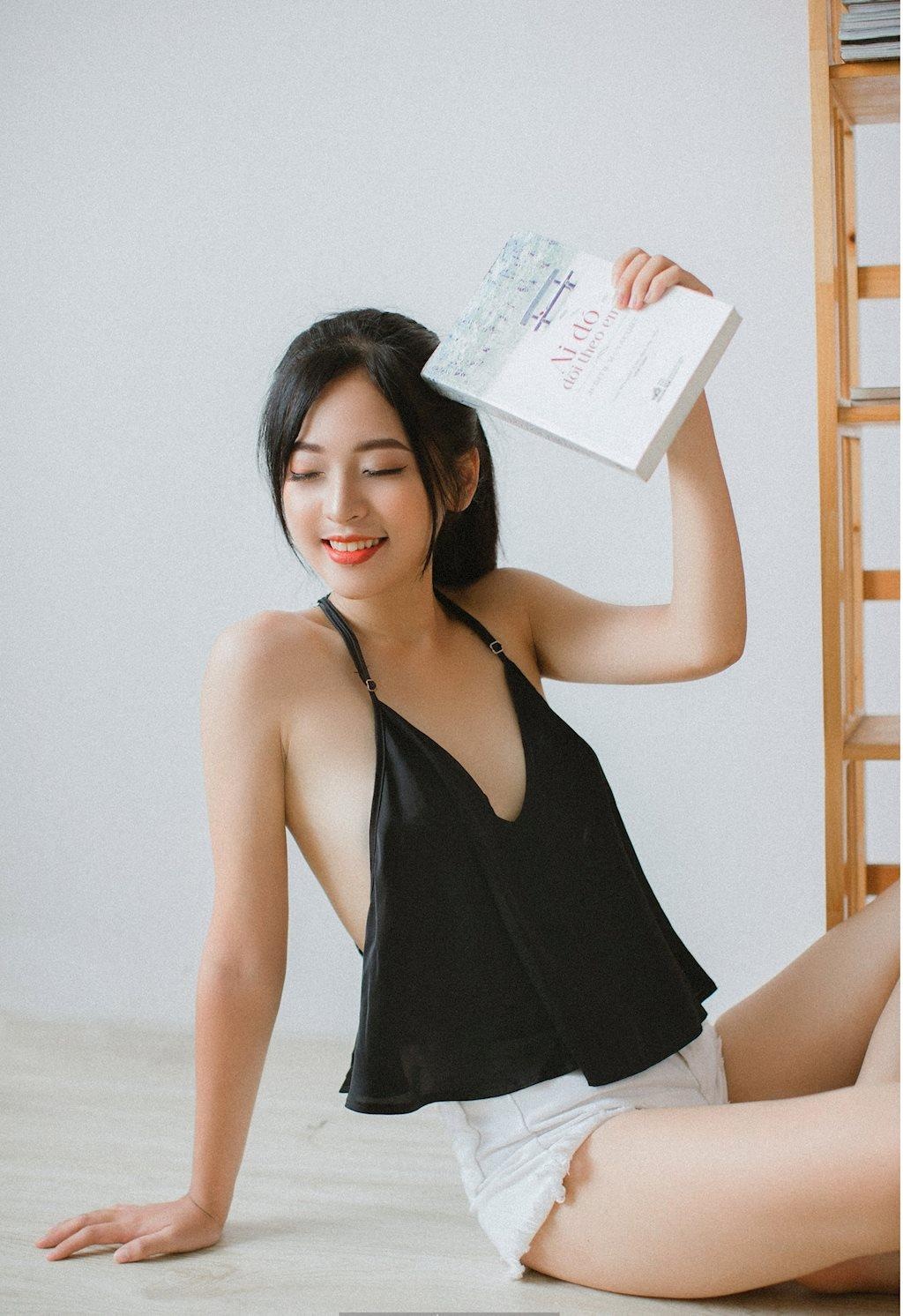 hot girl dai hoc ngoai ngu anh 2