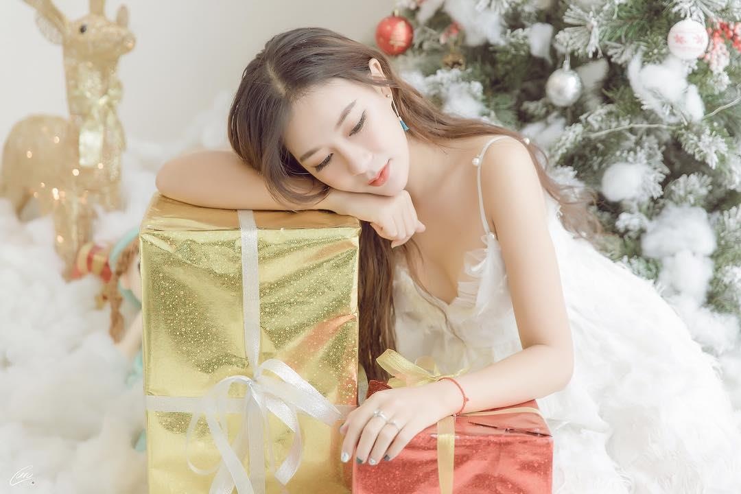 hot girl dai hoc thuong mai anh 4