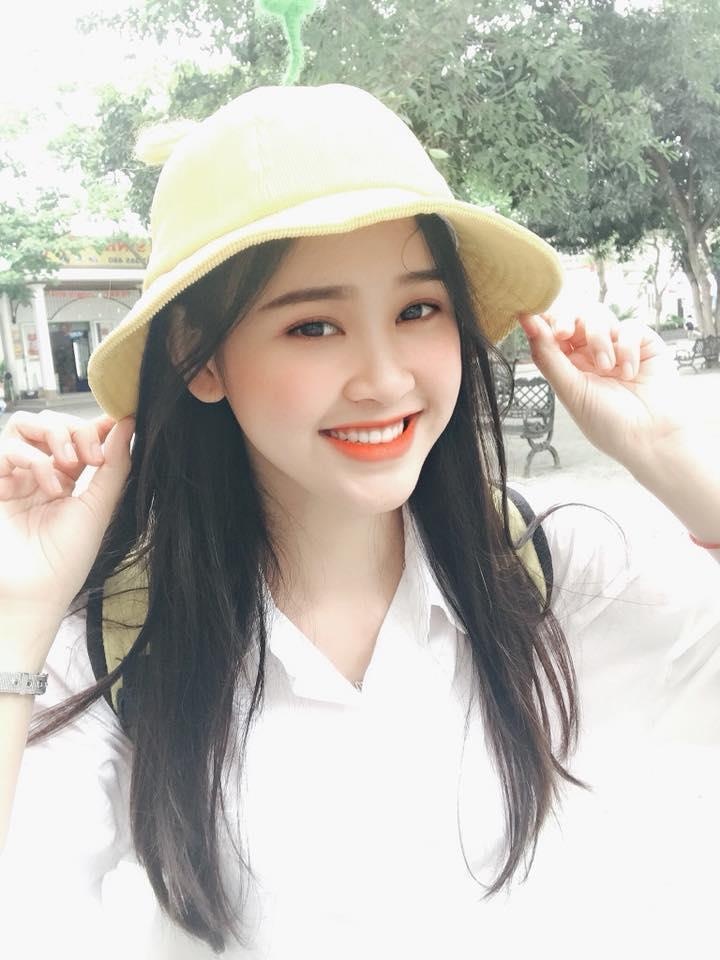 hoa khôi hoa hậu sinh năm 2000 ảnh 8 hoa khoi hoa hau sinh nam 2000 anh 8