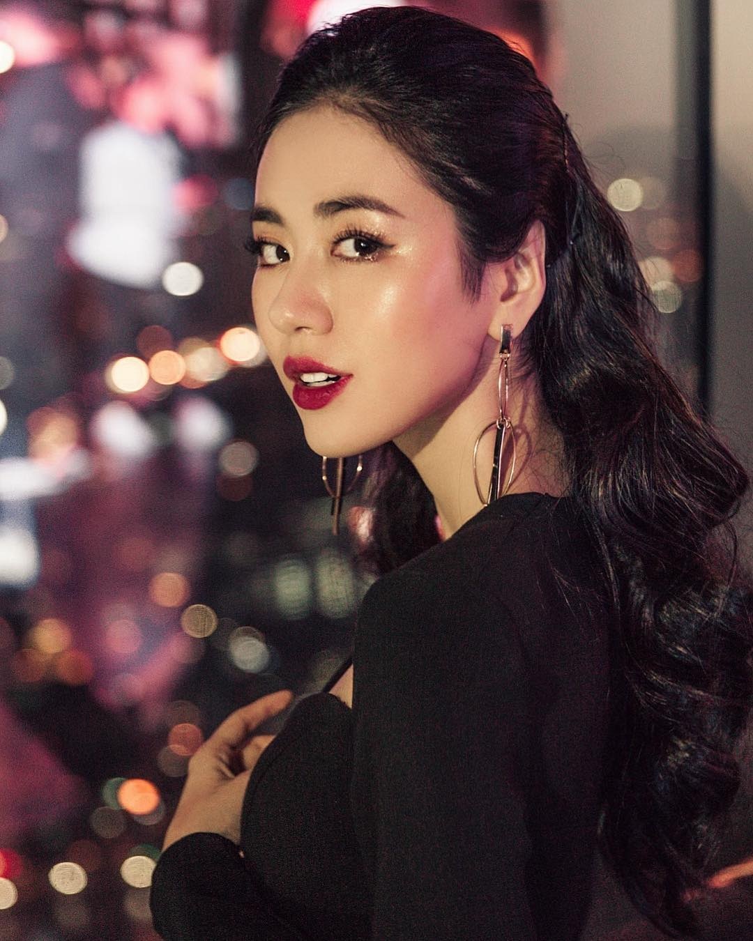 Hot girl sinh nam 1997 anh 18