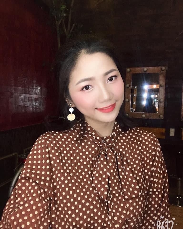 Hot girl thieu uy dac cong anh 8