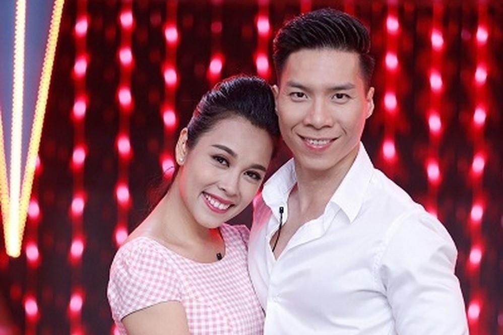 'Hoang tu xiec' Quoc Nghiep noi xau vo tren song truyen hinh hinh anh