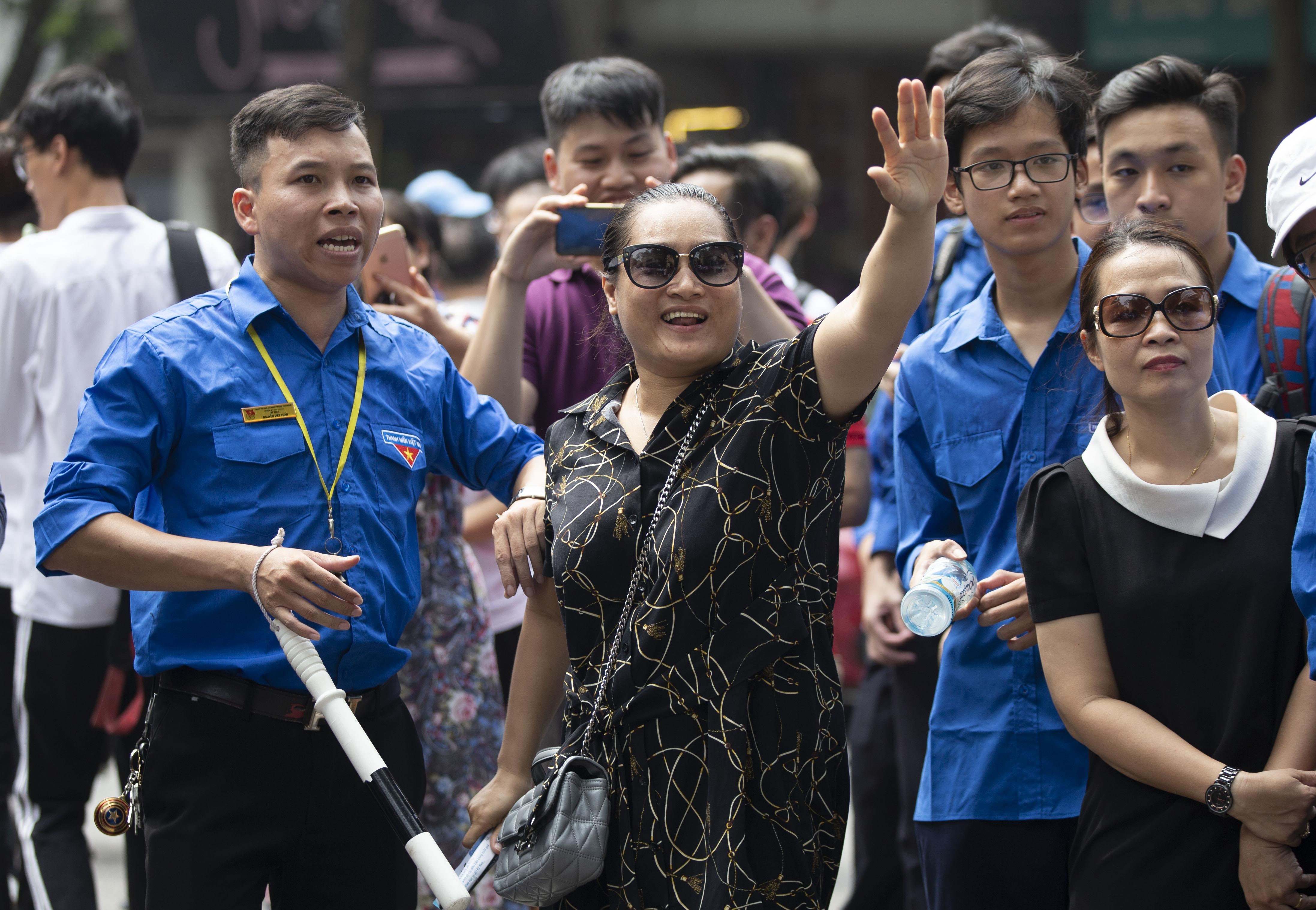 THPT quoc gia 2019 anh 7