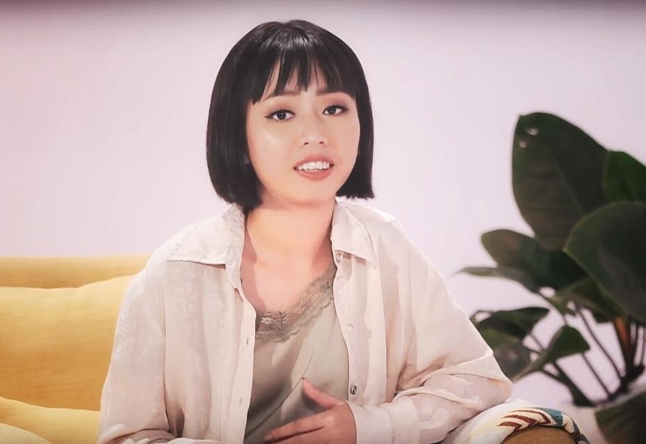 Nhan vat tham gia game show bi nem da anh 4