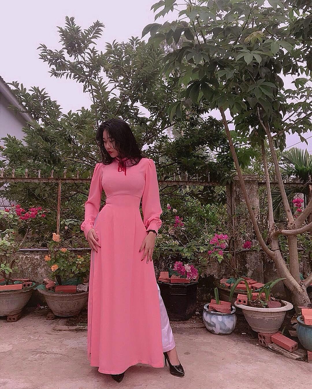 Hot girl vong eo con kien anh 7