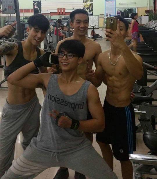 Em trai Son Tung anh 8