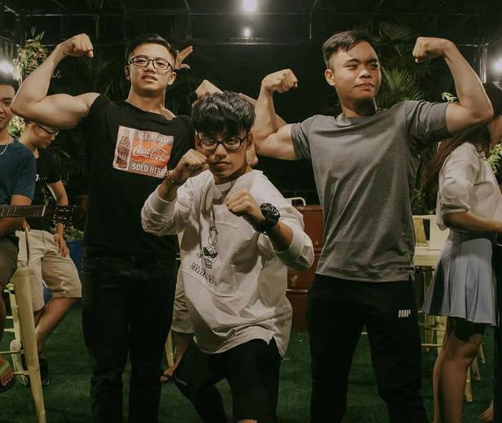 Em trai Son Tung anh 9