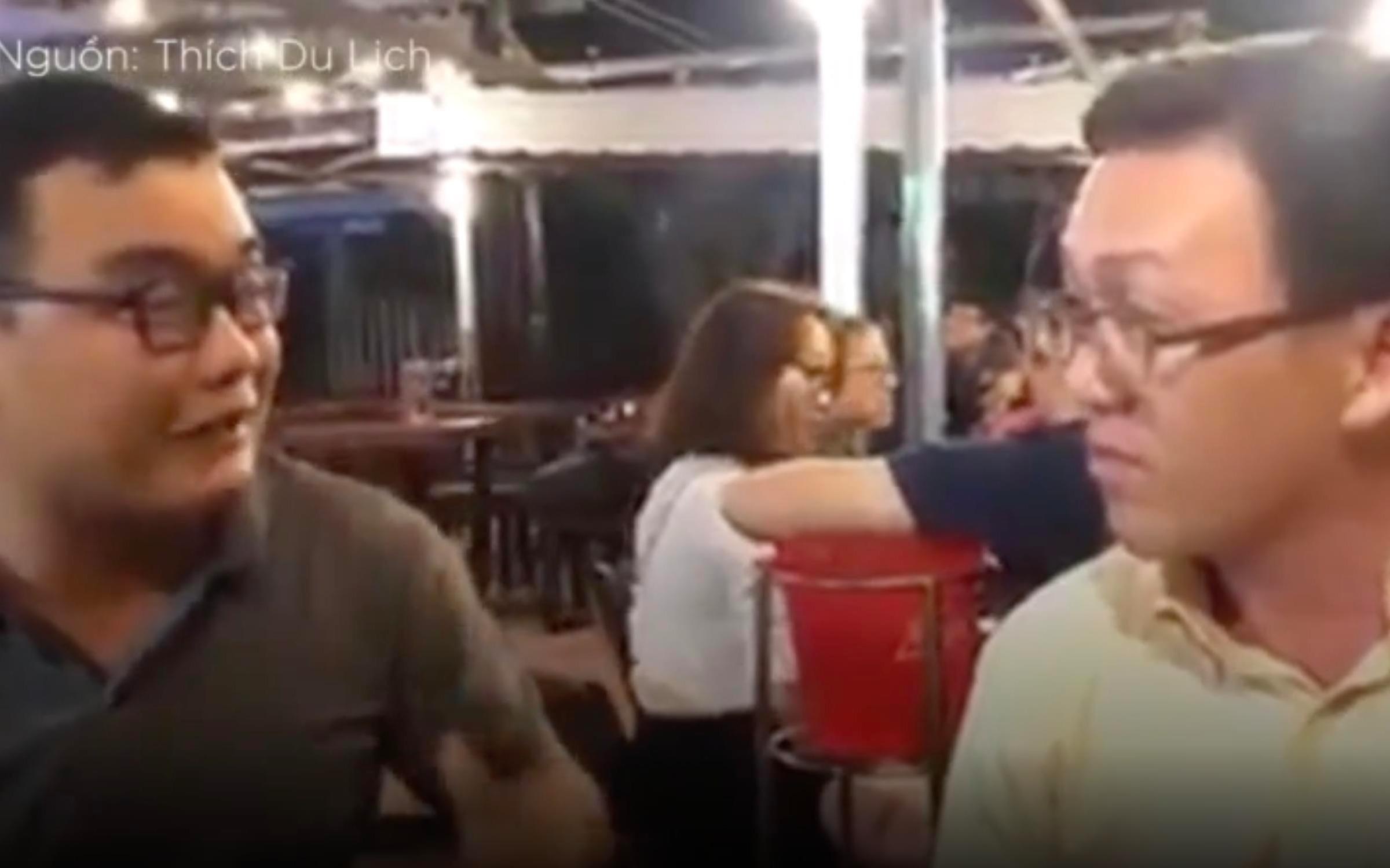 Hai nguoi ban cai va tren ban nhau vi bat dong quan diem khoi nghiep hinh anh