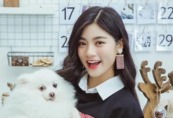 Miss Teen 2017 trinh dien vu dao tren san khau hinh anh