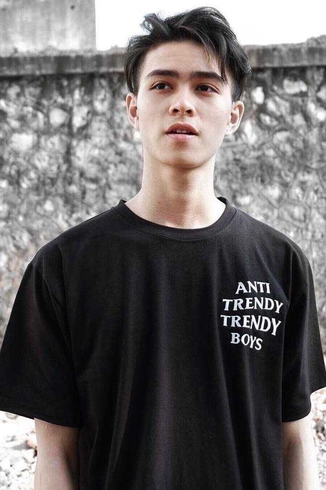 Hot boy giong trai Tay anh 2