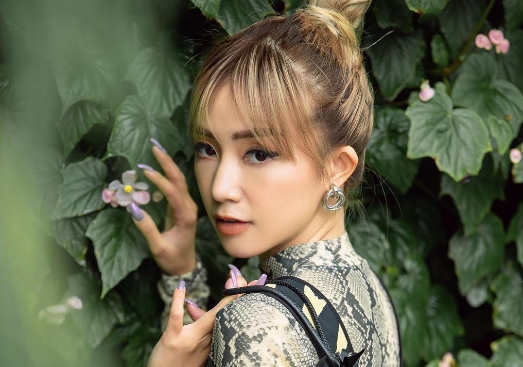 Quynh Anh Shyn va loat hot girl toc vang ca tinh hinh anh