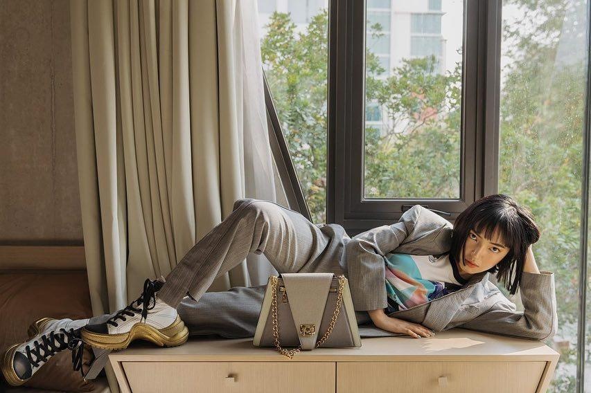 It Girl noi tieng trong gioi tre anh 11