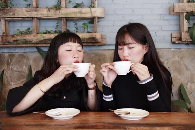 Kieu Trinh Xiu va Trang Hy tranh thu 'noi xau' nhau hinh anh