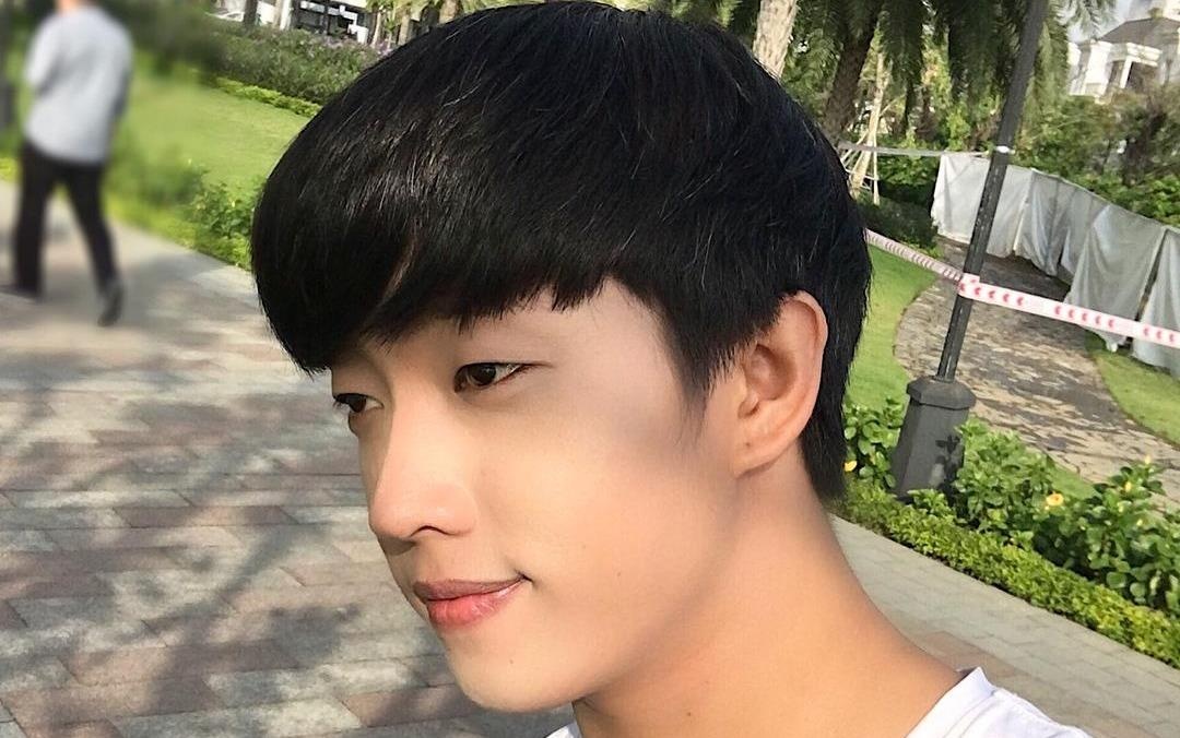 Le Khai bi noi gia tao tai chuong trinh 'Buoc ra anh sang' hinh anh