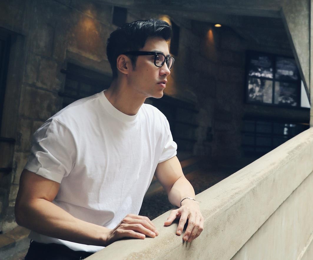 Nhan sac hack tuoi anh 1