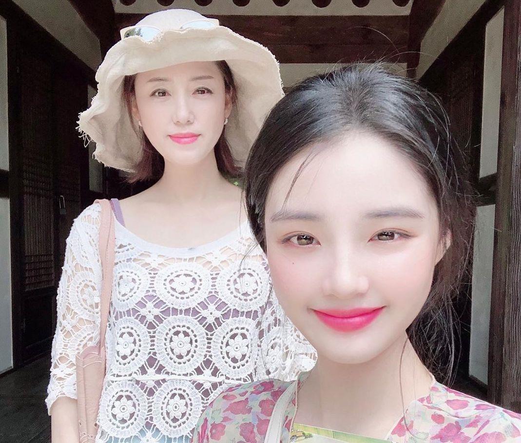 Nhan sac hack tuoi anh 10