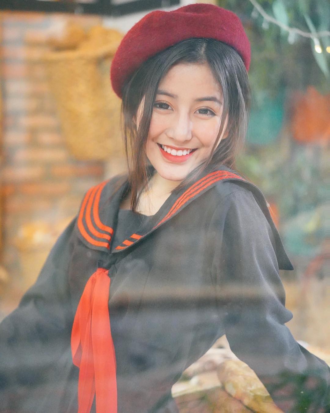 hot girl DH HUFLIT anh 5