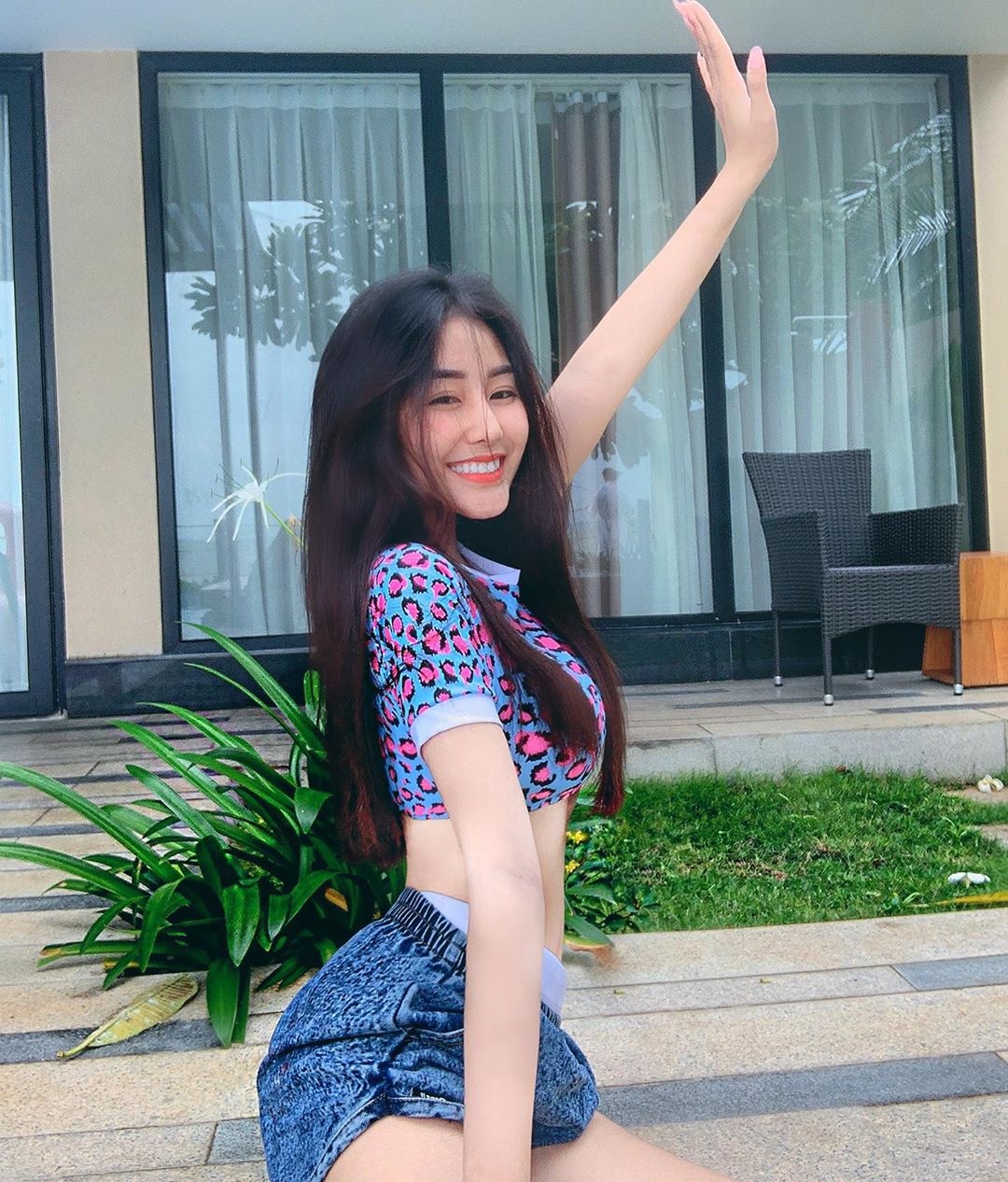 hot girl DH HUFLIT anh 2